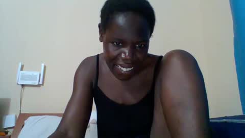 Snapshot of blacksexygal chatting on May 7, 5:18 pm SARAH online show from May 7, 5:18 pm