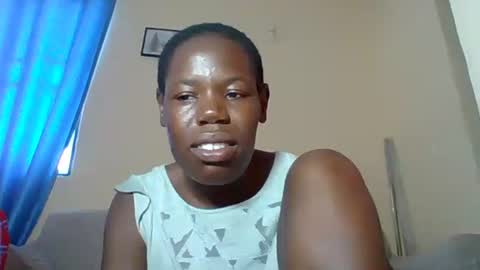 Snapshot of blacksexygal chatting on June 2, 9:55 am SARAH online show from June 2, 9:55 am