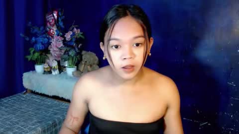 Snapshot of blacky_luna chatting on February 12, 5:13 am sweetyluna online show from February 12, 5:13 am