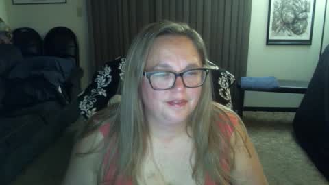 bladesizzo3111 online show from September 10, 6:46 am