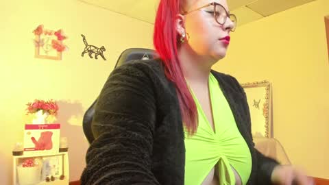 Snapshot of blair_elliis chatting on December 29, 7:00 pm Blair online show from December 29, 7:00 pm