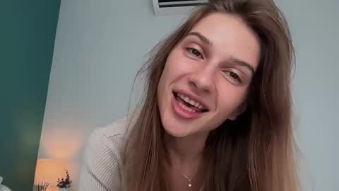 Snapshot of blair_foxxxy chatting on November 6, 4:02 am Blair online show from November 6, 4:02 am