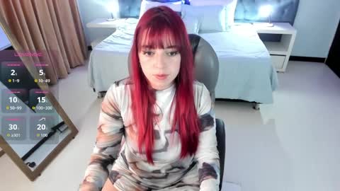 blair_red_ online show from April 12, 11:48 am