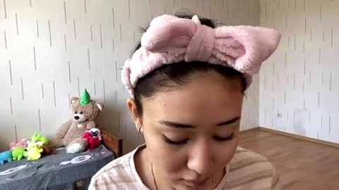 Mila online show from March 20, 8:19 am