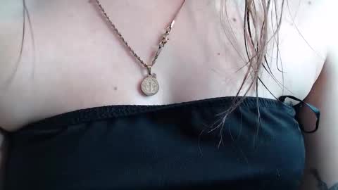   online show from November 26, 1:01 pm