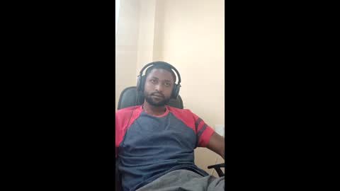 blakchiise online show from May 13, 6:00 am