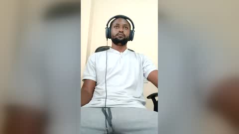 blakchiise online show from May 14, 5:25 am