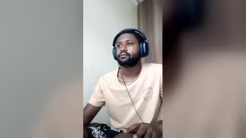 blakchiise online show from June 7, 4:49 am
