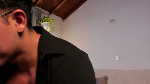 Snapshot of blake_levi chatting on February 3, 1:41 am Blake Levi Independent Model online show from February 3, 1:41 am