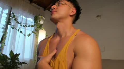 Blake Levi  Independent Model online show from April 15, 7:58 pm