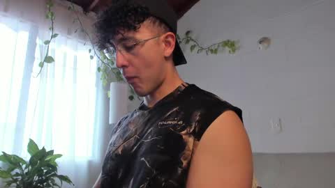 Blake Levi  Independent Model online show from April 22, 6:20 pm