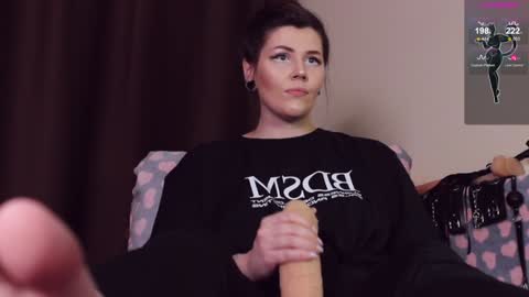 Britney online show from February 2, 7:14 pm