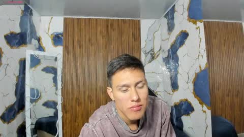 Snapshot of blake_tay chatting on April 11, 6:07 am blake_tay online show from April 11, 6:07 am