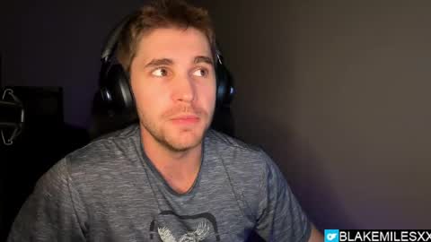 Snapshot of blakemiles2 chatting on April 30, 2:51 am Blake Miles online show from April 30, 2:51 am