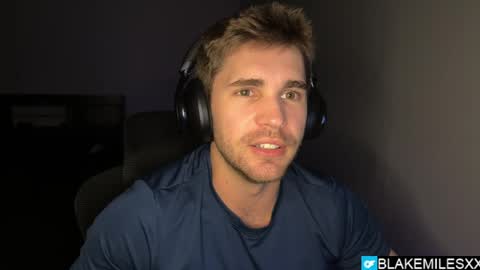 Snapshot of blakemiles2 chatting on May 18, 2:29 am Blake Miles online show from May 18, 2:29 am