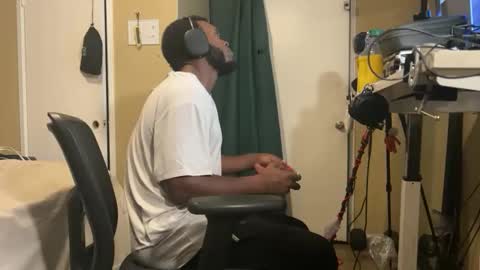 Snapshot of blakjag chatting on November 2, 6:49 am Blackjag00 online show from November 2, 6:49 am