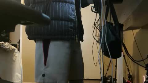 Snapshot of blakjag chatting on December 17, 4:46 pm Blackjag00 online show from December 17, 4:46 pm