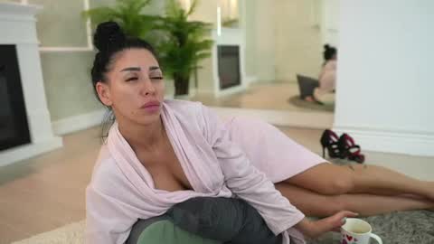 blakmy online show from April 13, 3:23 am