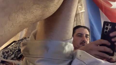 Snapshot of blazinawin chatting on January 15, 4:36 am FreshCut online show from January 15, 4:36 am