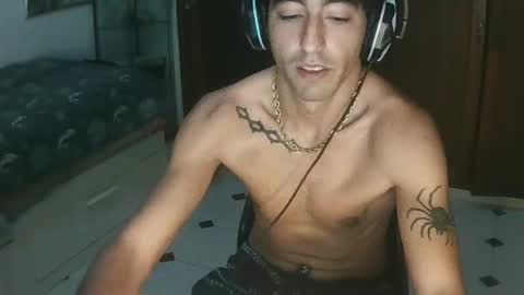 Snapshot of blckfaith chatting on March 9, 12:21 am blckfaith online show from March 9, 12:21 am