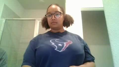 BLESSICA  EDDIE LOVE online show from April 22, 6:16 am