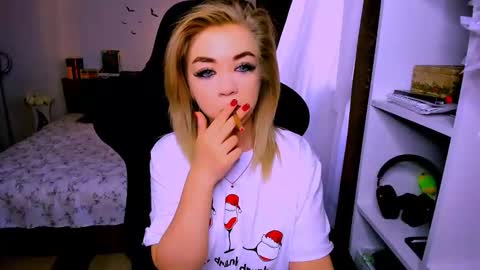 Nicole online show from January 14, 5:13 am