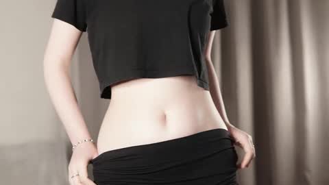 Snapshot of blissvibe chatting on September 12, 3:56 pm Mila online show from September 12, 3:56 pm