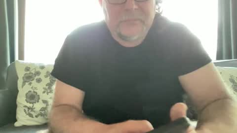 BlIdoL online show from April 1, 6:47 am