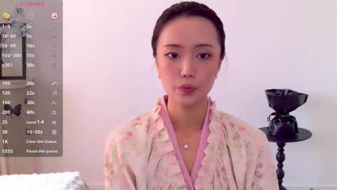 YoYo online show from November 19, 4:23 am