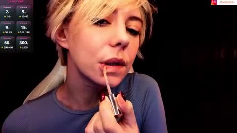 Snapshot of blond_ice_ann chatting on June 28, 3:01 am blond_ice_ann online show from June 28, 3:01 am