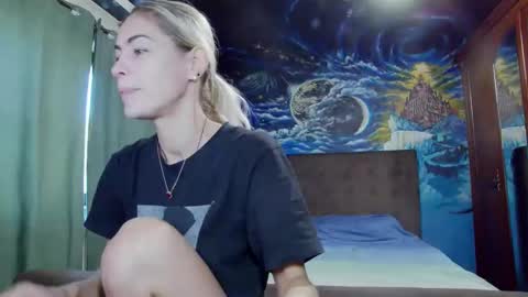 blonde4pasion online show from September 27, 5:01 am