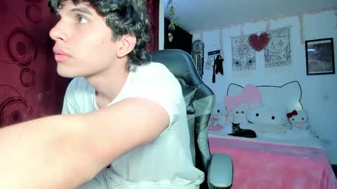  Blonde and Sam  online show from April 7, 1:50 am