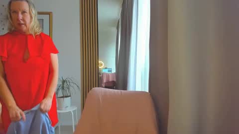 Nicole online show from February 1, 8:50 am