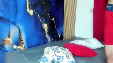 Snapshot of blonde_hot_7 chatting on December 8, 7:58 am blonde_hot_7 online show from December 8, 7:58 am