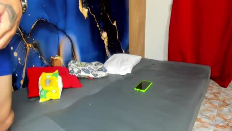 Snapshot of blonde_hot_7 chatting on December 10, 8:40 am blonde_hot_7 online show from December 10, 8:40 am