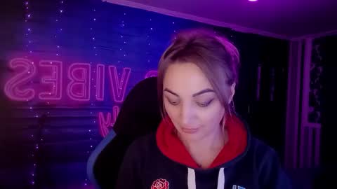 Snapshot of blonde_temptation chatting on October 15, 7:03 pm Meryem online show from October 15, 7:03 pm