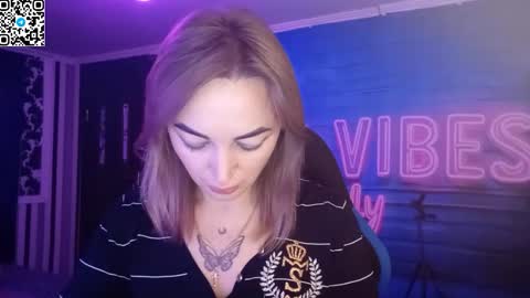 Snapshot of blonde_temptation chatting on October 19, 12:28 pm Meryem online show from October 19, 12:28 pm