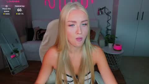 Nessa online show from July 1, 2:40 pm