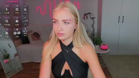 Nessa online show from July 17, 11:06 am