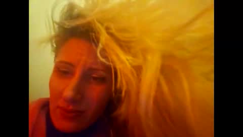 Snapshot of blondebellaaa3 chatting on January 21, 6:54 am Gia  online show from January 21, 6:54 am