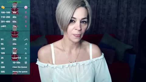 Snapshot of blondemommy_77 chatting on December 30, 8:25 pm Lola online show from December 30, 8:25 pm