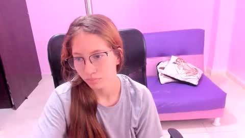 Snapshot of blondie_dirty_squirt chatting on April 28, 11:59 am blondie_dirty_squirt online show from April 28, 11:59 am