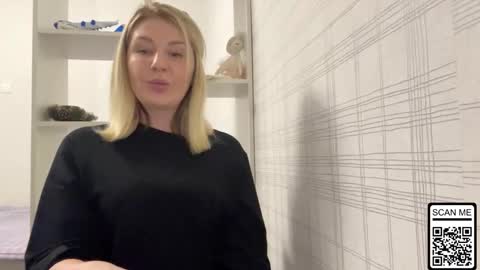 blondie_xoxoxo online show from December 4, 5:32 pm