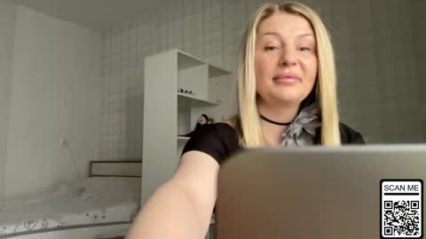 blondie_xoxoxo online show from April 22, 8:39 am
