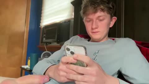 Snapshot of blondiedicks1 chatting on May 6, 1:49 pm blondiedicks1 online show from May 6, 1:49 pm