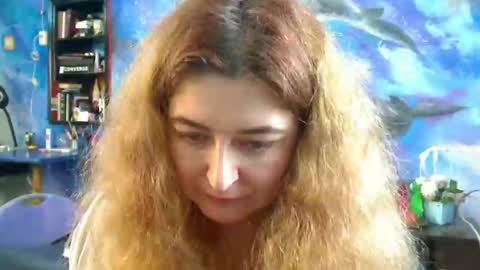 Snapshot of blondmilfs chatting on December 11, 10:58 am BlondMILfs online show from December 11, 10:58 am