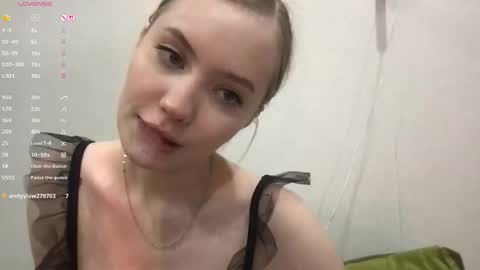 Blondy bunny online show from March 13, 11:50 am