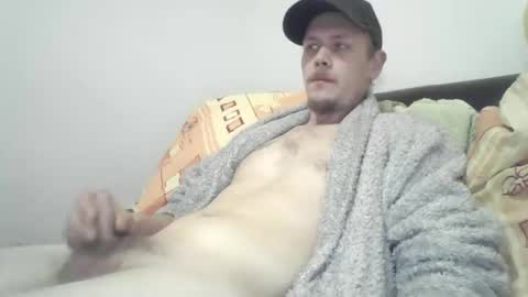 blook0000 online show from February 17, 6:42 am