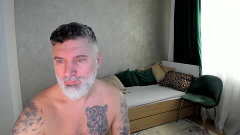 Nico online show from December 4, 8:34 am