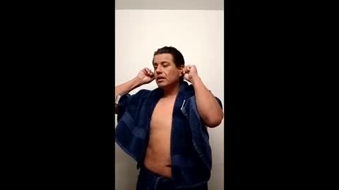 blue17562 online show from April 17, 4:15 am